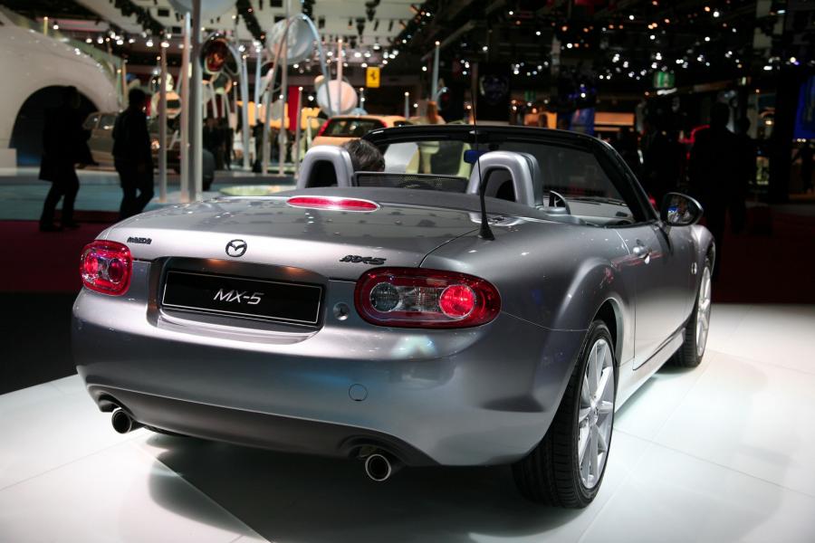  Mazda MX-5 2009 года  (фото 33 из 61)
